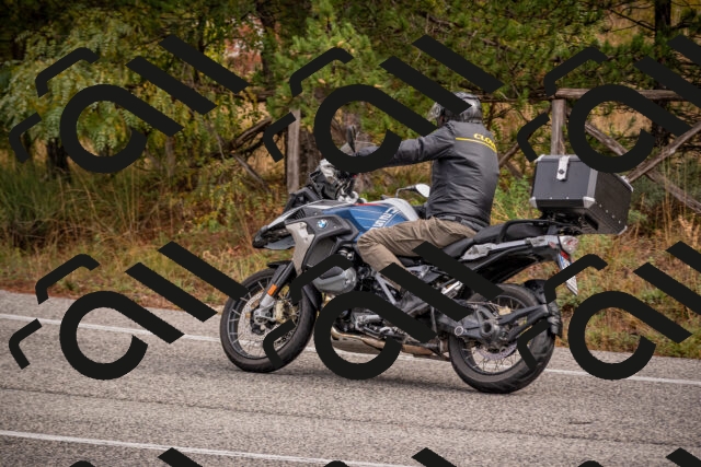 20251018115328-_5000008_am_