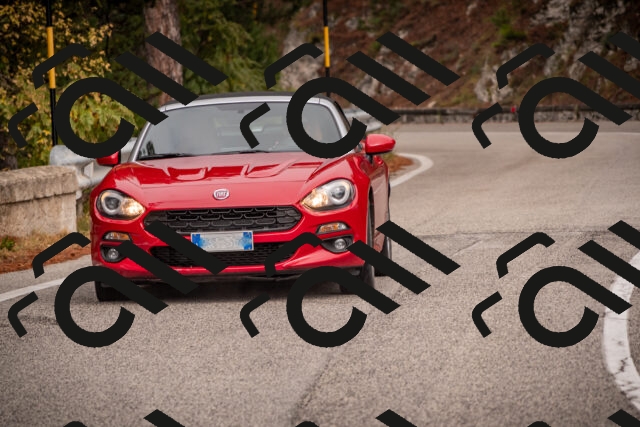 20251018121714-_5000014_am_