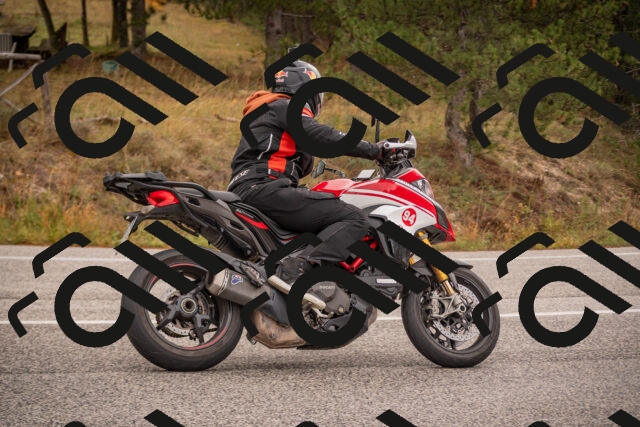 20251018122534-_5000058_am_