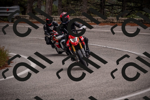 20251018124550-_5000066_am_