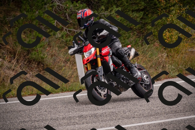 20251018124552-_5000068_am_