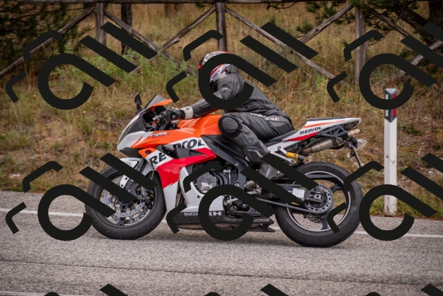 20251018124553-_5000072_am_