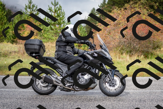 202510181158-DSC_8534_c2