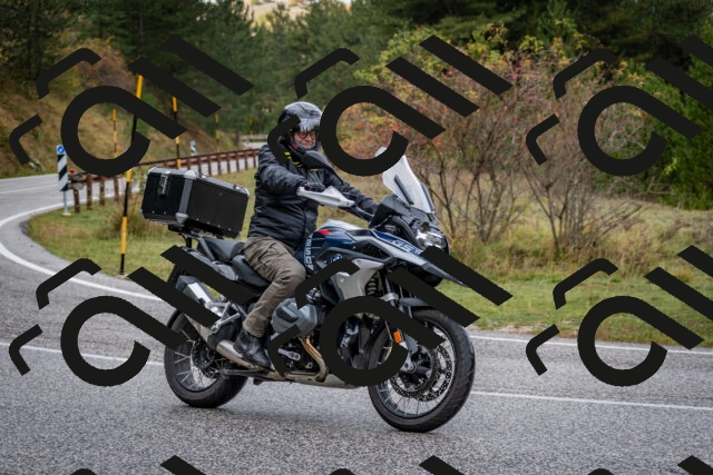 202510181212-DSC_8542_c2