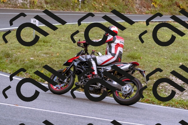 202510181138-_DSC1433_d1_