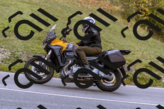 202510181138-_DSC1439_d1_