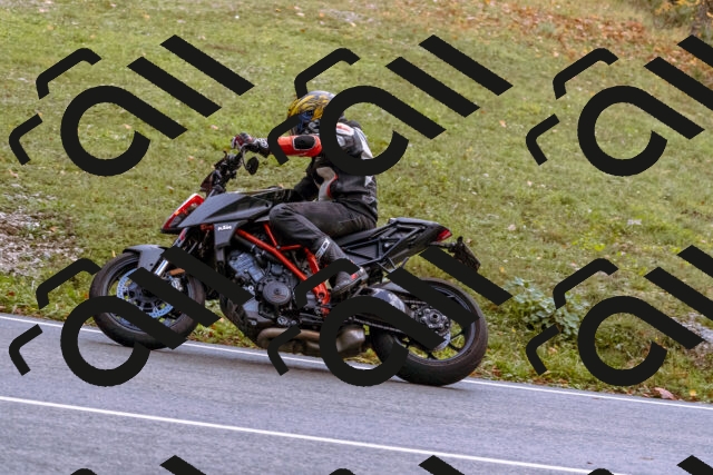 202510181211-_DSC1467_d1_