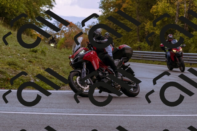 202510181216-_DSC1471_d1_