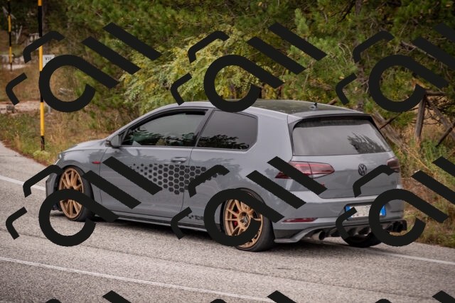 20251019102810-_5000107_am_