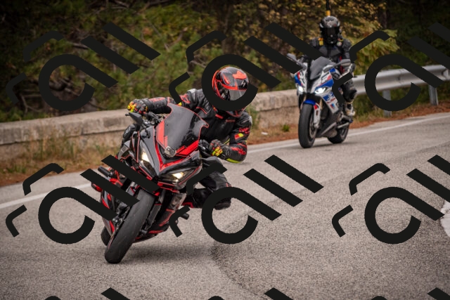 20251019103657-_5000129_am_