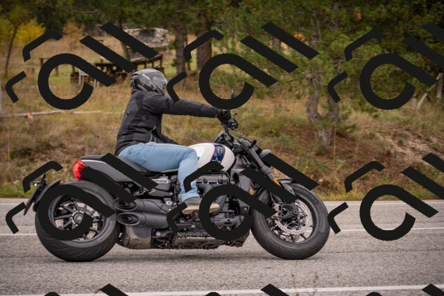 20251019104824-_5000167_am_