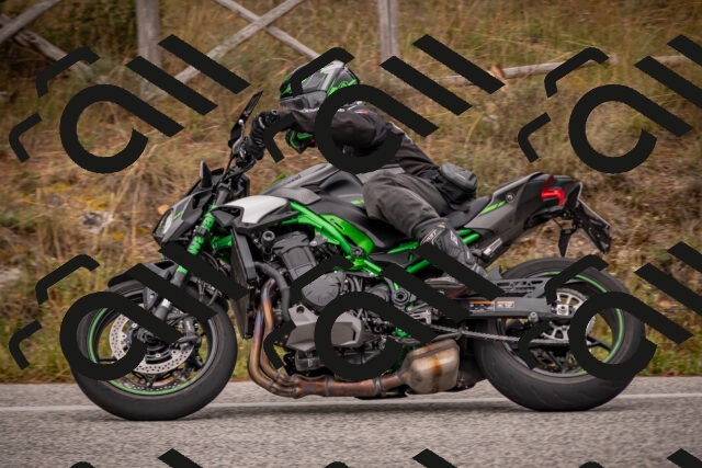 20251019104859-_5000171_am_