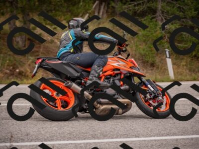 20251019105056-_5000175_am_