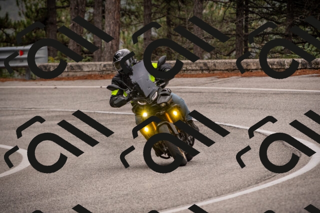 20251019105654-_5000187_am_