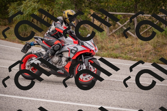 20251019105727-_5000196_am_