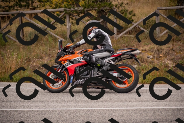 20251019105906-_5000225_am_