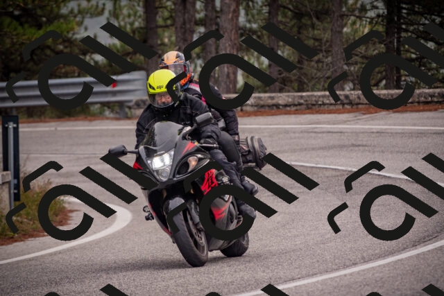 20251019110901-_5000244_am_