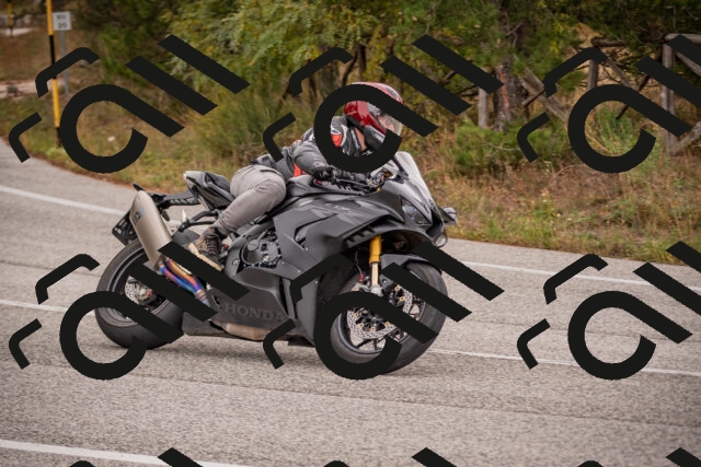 20251019111336-_5000264_am_