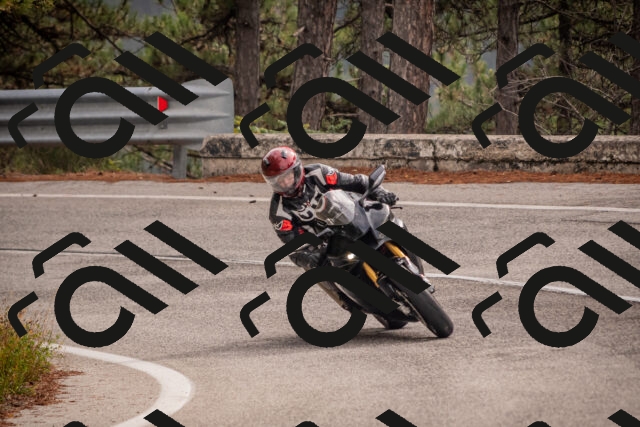 20251019112332-_5000280_am_