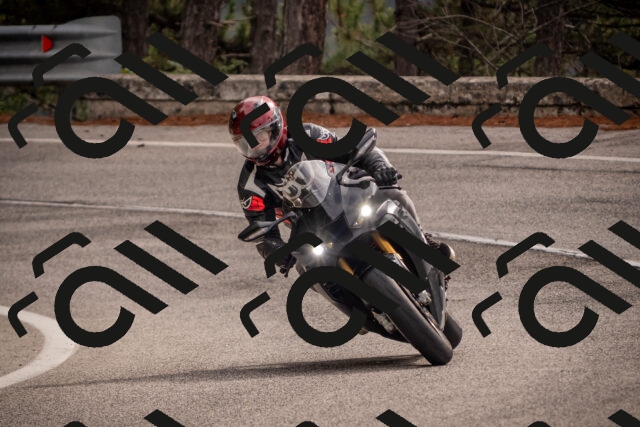 20251019112333-_5000281_am_