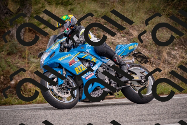 20251019112635-_5000295_am_