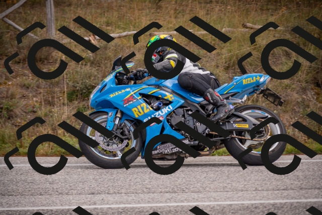 20251019112635-_5000296_am_