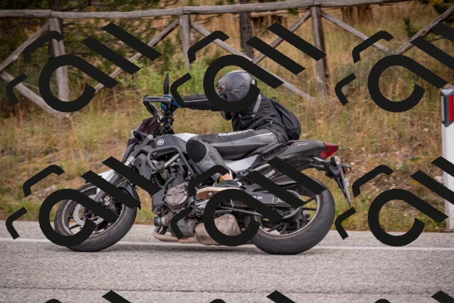 20251019112638-_5000299_am_