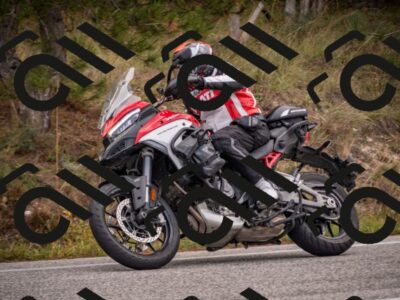 20251019112735-_5000306_am_