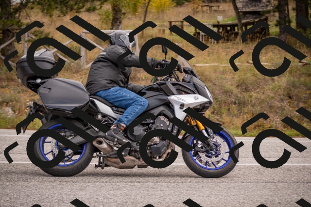 20251019113032-_5000310_am_