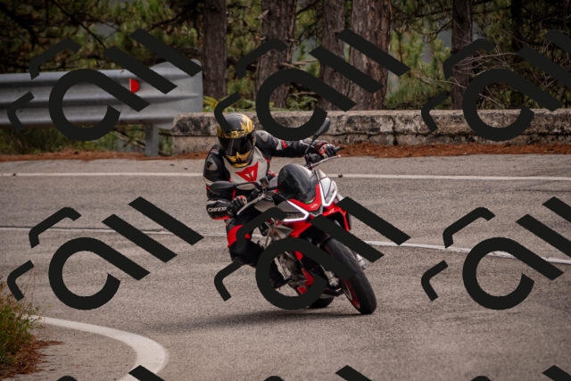 20251019113558-_5000331_am_