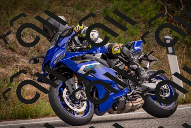 20251019113639-_5000337_am_