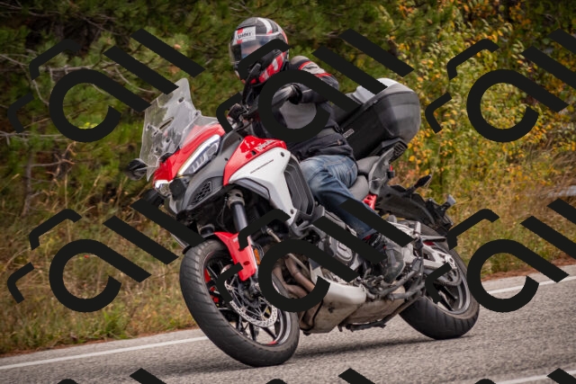 20251019114155-_5000344_am_