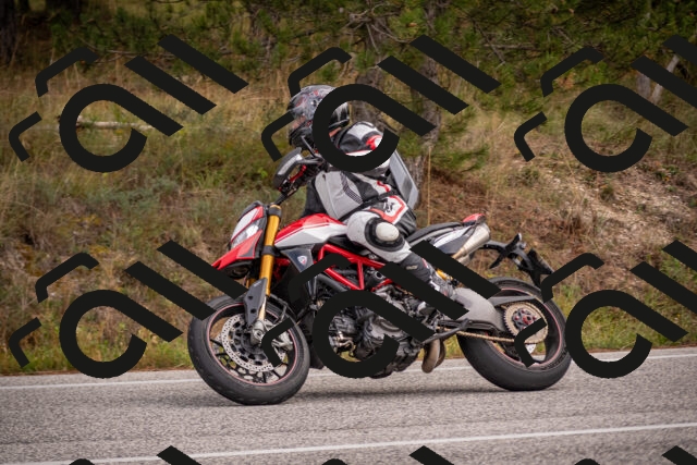 20251019114931-_5000380_am_