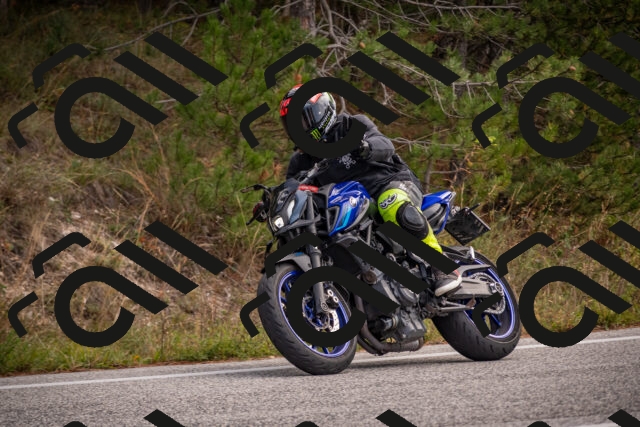 20251019115344-_5000407_am_