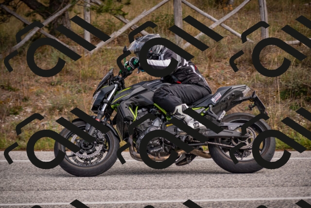 20251019115346-_5000410_am_