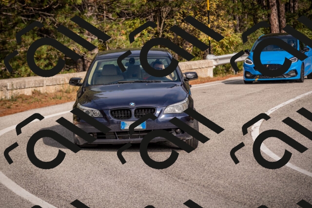 20251019120517-_5000430_am_