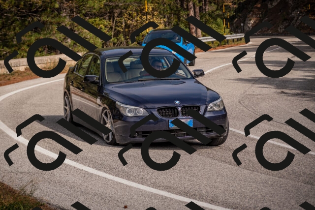 20251019120518-_5000431_am_