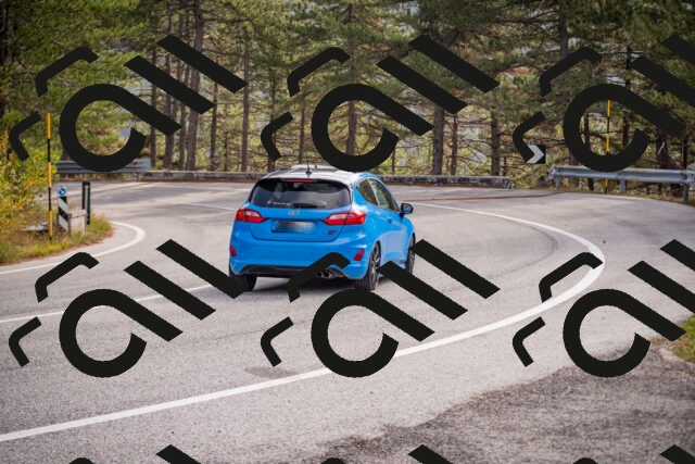 20251019120521-_5000435_am_