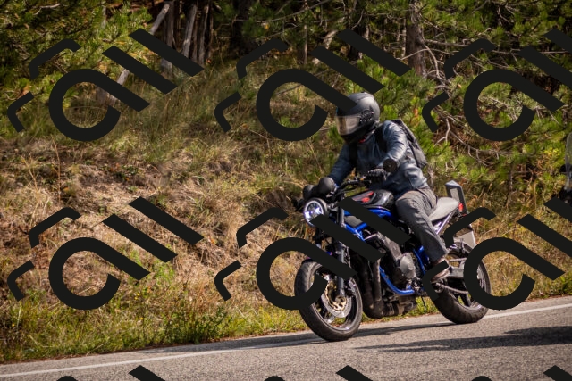 20251019120808-_5000462_am_