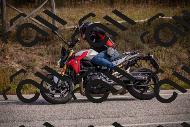 20251019120940-_5000482_am_