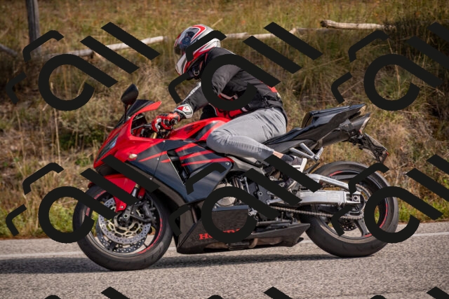 20251019120957-_5000486_am_