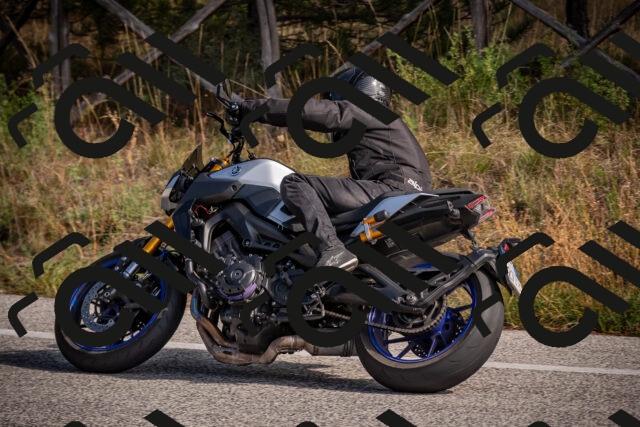 20251019121605-_5000504_am_