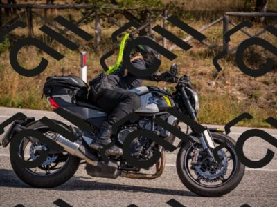 20251019122516-_5000545_am_