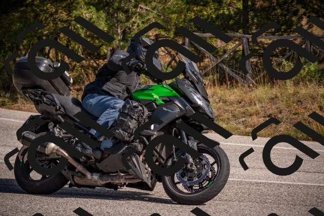 20251019122821-_5000550_am_