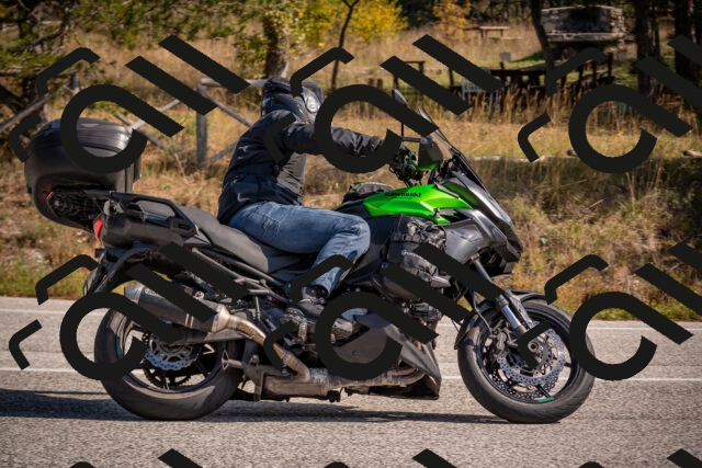 20251019122821-_5000551_am_