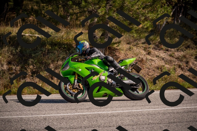 20251019122840-_5000558_am_