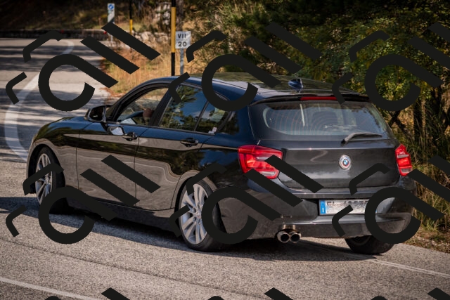 20251019123047-_5000586_am_