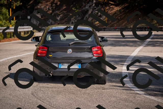 20251019123047-_5000587_am_