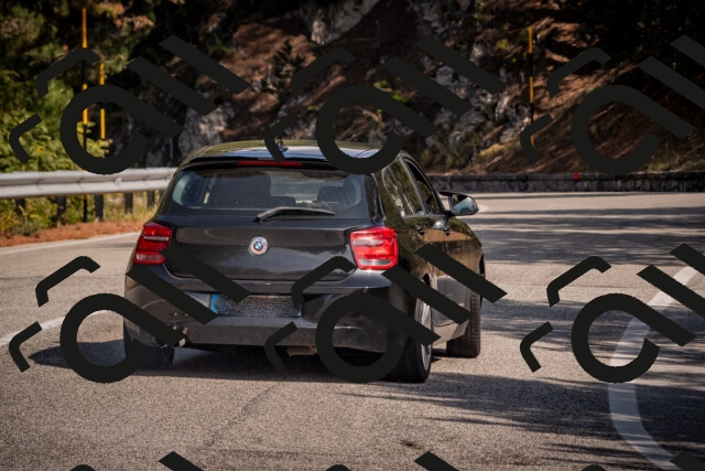 20251019123047-_5000588_am_