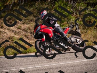 20251019123438-_5000608_am_